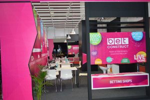 bet construct it gaming vending eae 2014 2 300x200 995ae7cb9cc8c84db0df1a721680249a