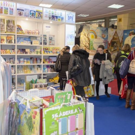 DPH Gaudeamus 2018 5 450x450 DPH   Gaudeamus   2018